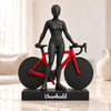 Flowman Wielrenster – beeldje met persoonlijke tekst – Galaxy Black met rode fiets – conceptafbeelding
