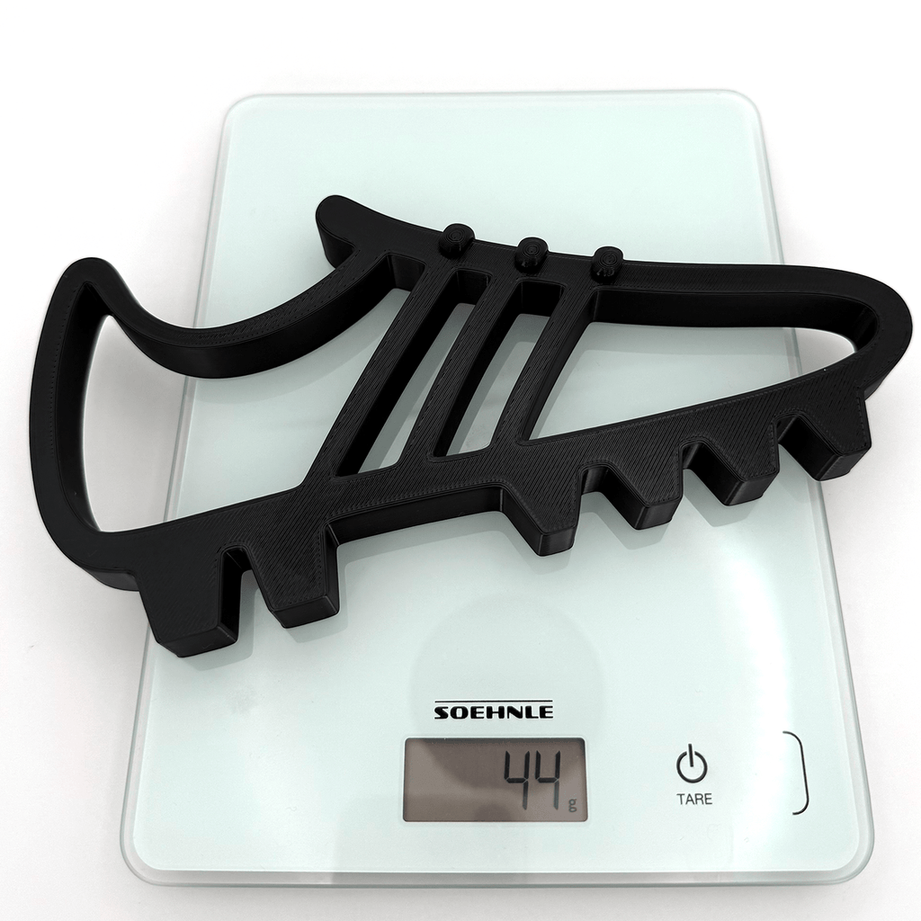 Minimalistische Voetbalschoen – Strakke sportdecoratie voor elke voetbalfan - 3dbende