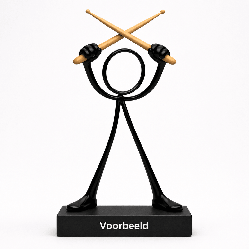 Stickyman drummer met houtkleurige drumstokken van 20 cm, voetstuk van 2 cm en voorbeeldtekst