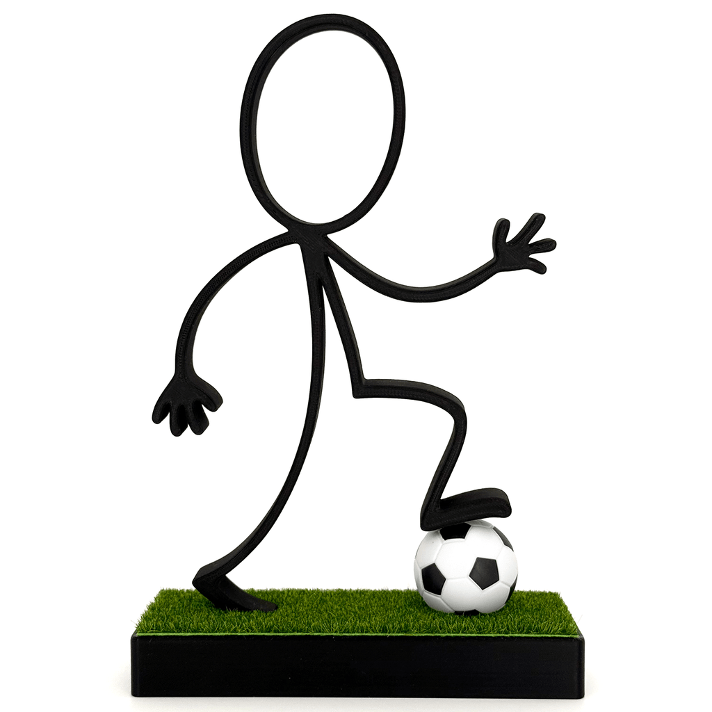 Stickyman Voetballer met voetbal op voetstuk - 3dbende